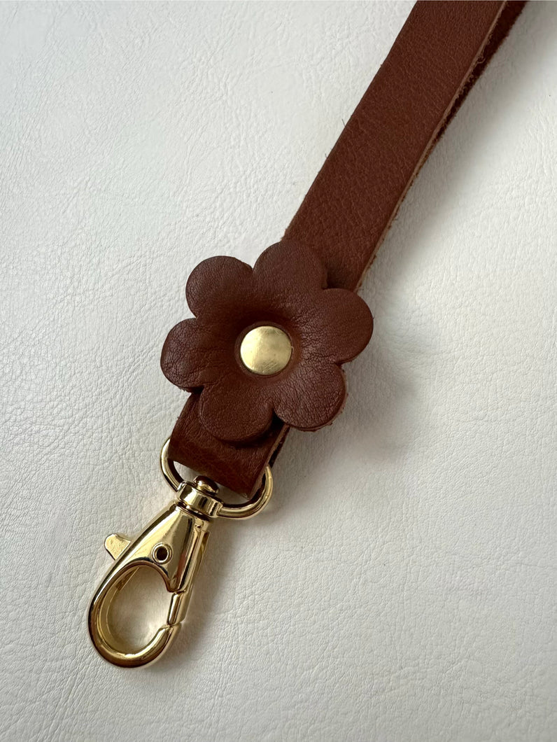 Phone Handle with Flower - Brown