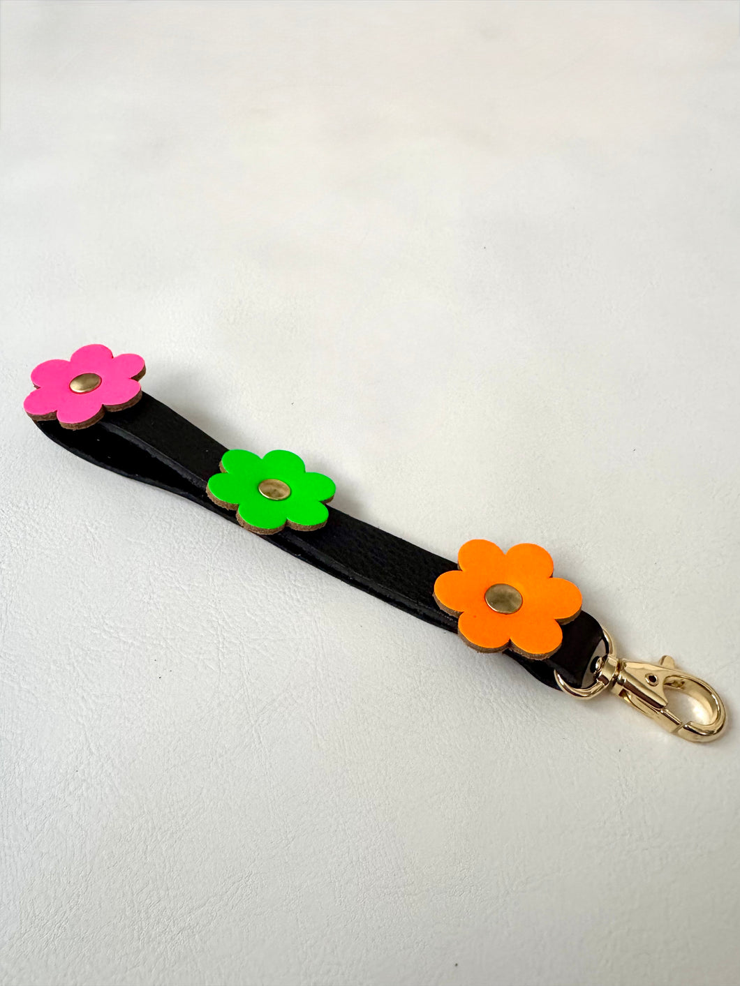 Phone Handle with Flowers - Black