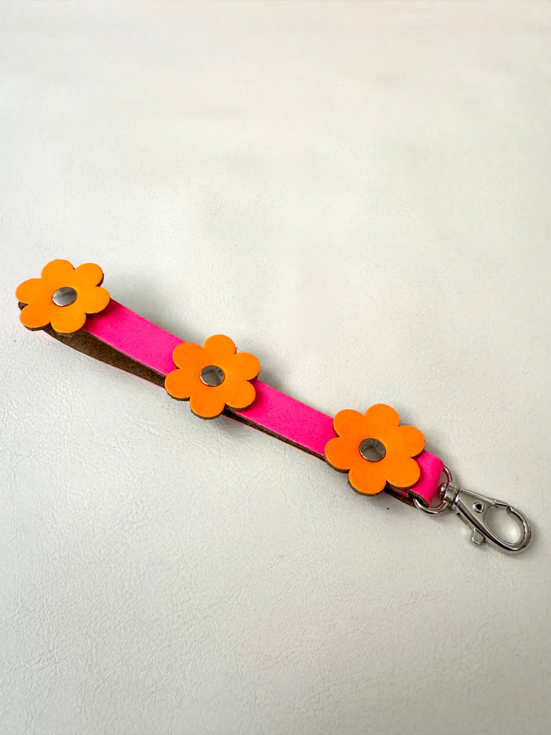 Phone Handle with Flowers - Pink