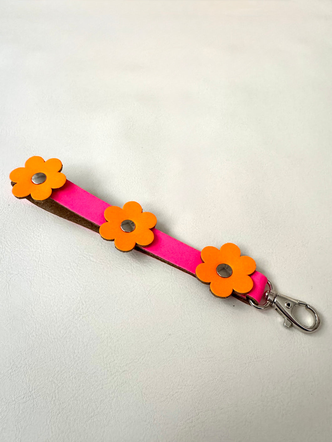 Phone Handle with Flowers - Pink